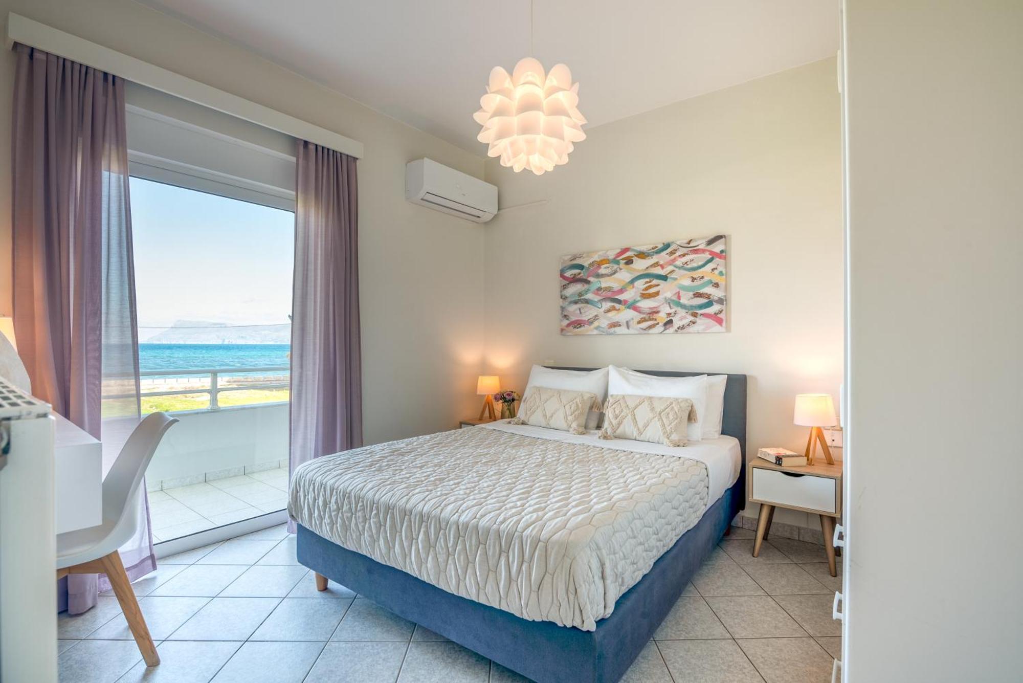 Apartment Sea Daffodil